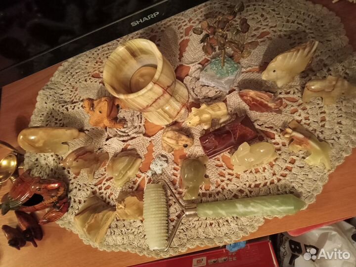 Фигурки из оникса