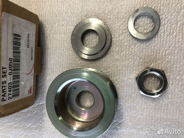 Шкив генератора toyota Yaris P90 274030J050