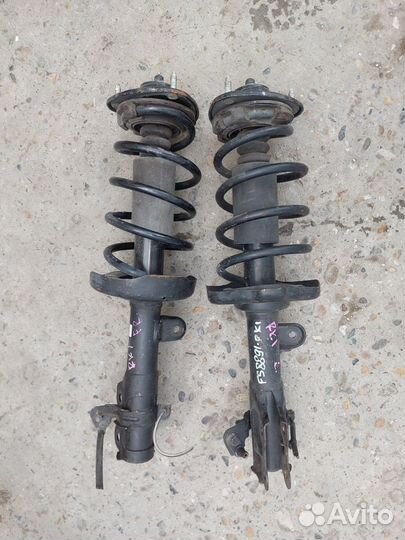 Передняя стойка,амортизатор хонда степвагон,RK1