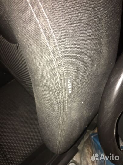 Обшивка правого кресла+SRS Ситроен С4 B7,B73
