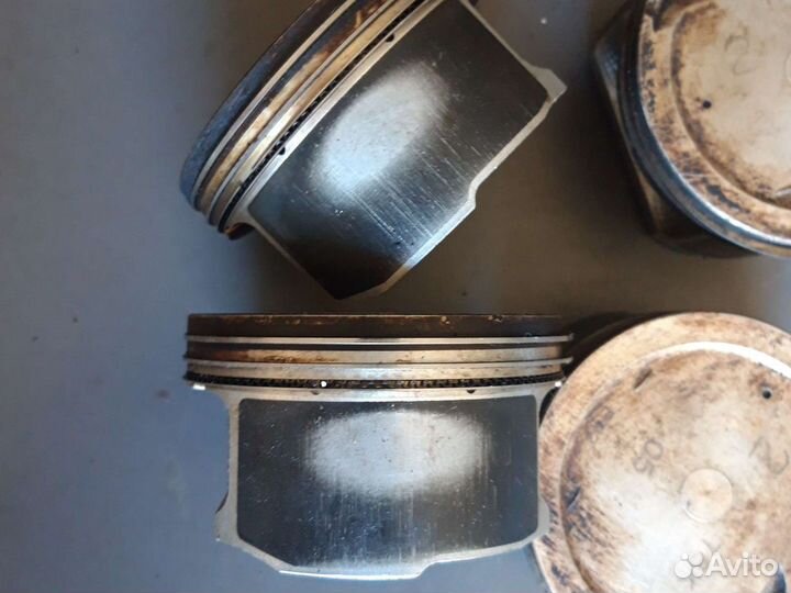 Поршень Сузуки Гранд Витара 2.4