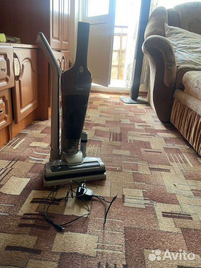 Беспроводной пылесос б/у