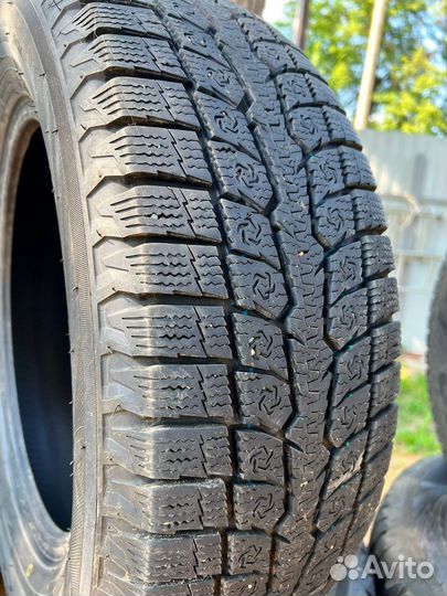 Toyo Observe GSi-6 205/65 R16 95H