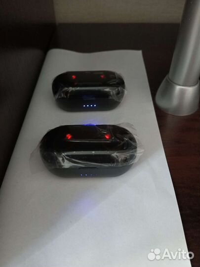 Беспроводные наушники новые