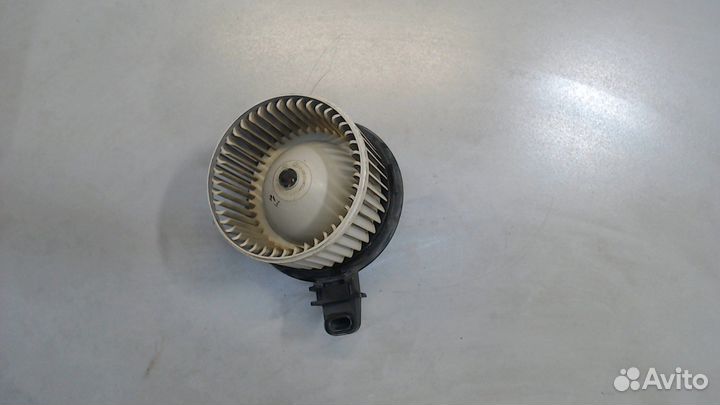 Двигатель отопителя Mazda Tribute 2007, 2008