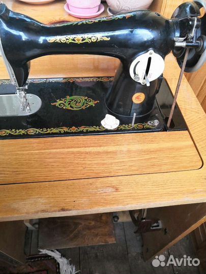 Швейная машинка ножная бу