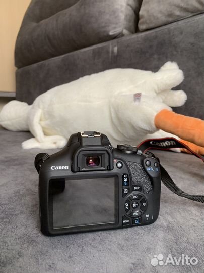 Canon 2000D