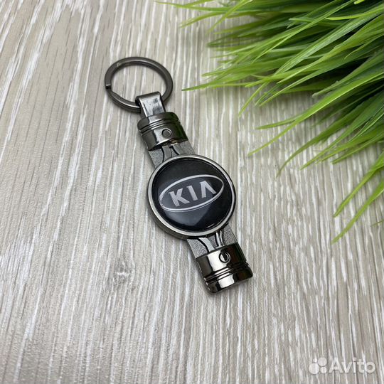 Брелок поршень