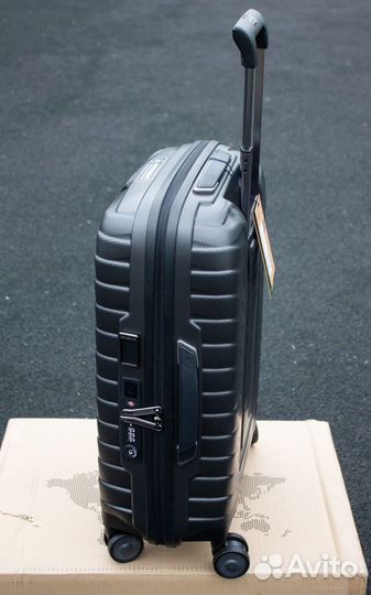 Новый чемодан Samsonite Proxis S+ чёрный матовый