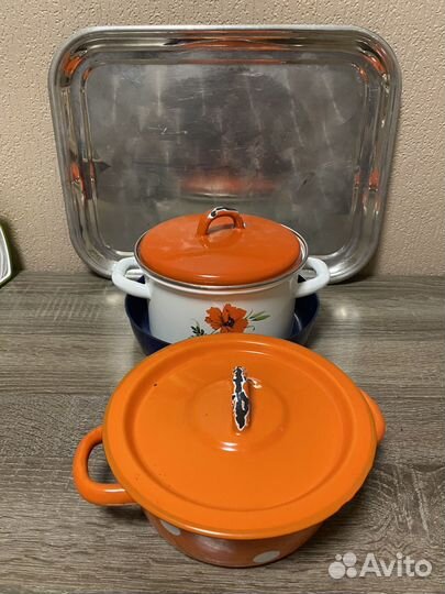 Кастрюли,миска,эмалированные СССР