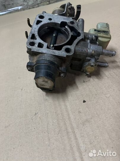 Дросельная заслонка toyota carina AT192