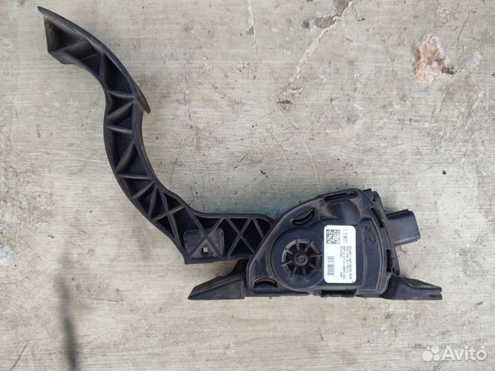 Педаль газа Ford Focus 3