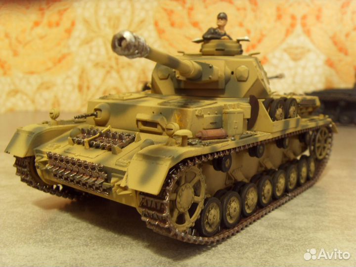 Модель 1 / 35