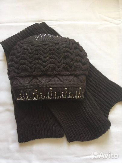 Шапка и шарф новые