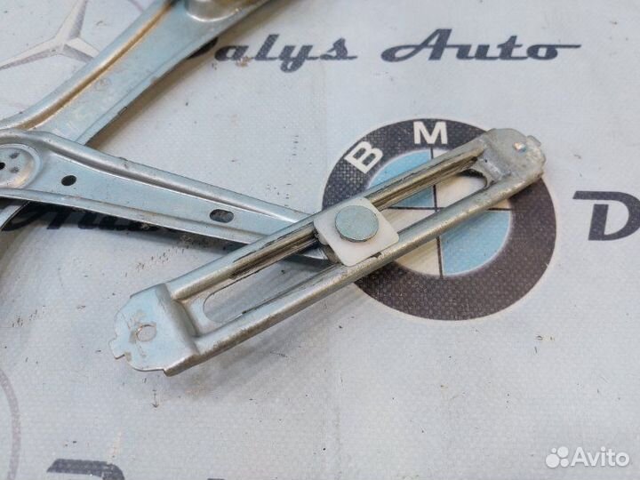 Стеклоподъемник Mercedes-Benz E-Class S210