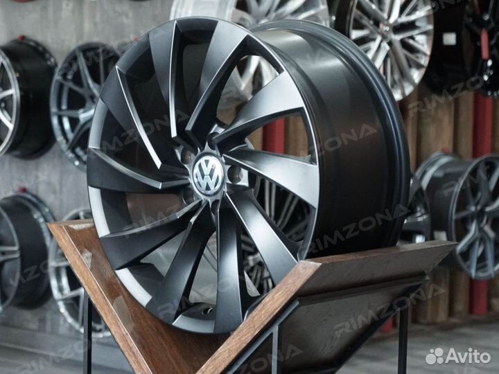 Литые диски R19 для Volkswagen. Арт2831