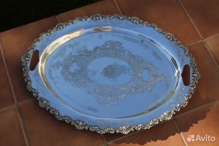 Потрясающей красоты винтажный поднос. Лондон