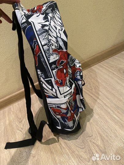 Рюкзак Marvel новый