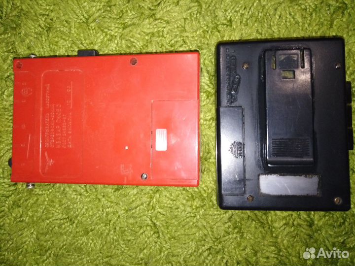 Кассетные плееры квазар И шарп цена за лот