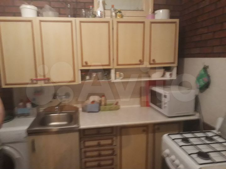 Комната 10 м² в 4-к., 2/5 эт.