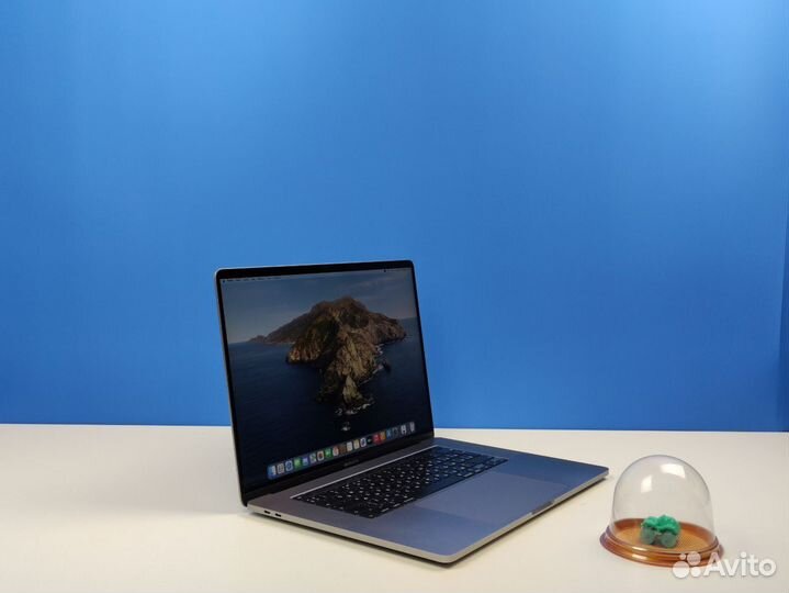 MacBook Pro 16 2019 i7,5300M,16GB,512GB,Retina