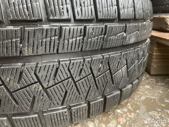 Pirelli Ice Asimmetrico 225/45 R18 95Q