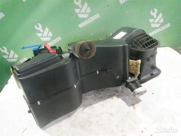 Корпус отопителя Фольксваген Пассат Б5