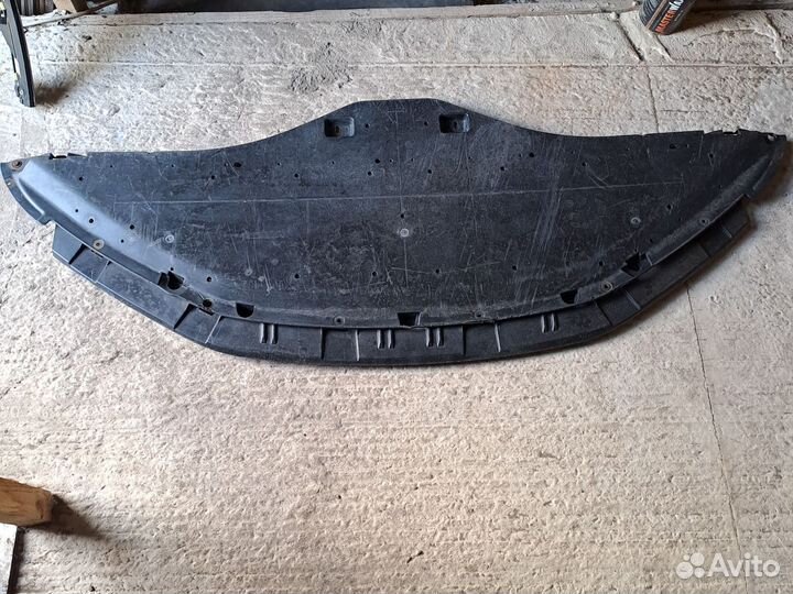 Защитный экран пыльник переднего бампера Jaguar XF