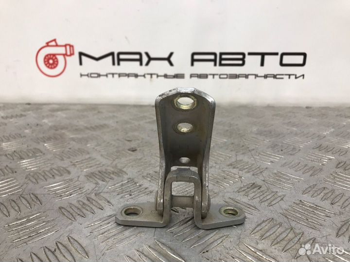 Б/У петля двери передний правый Mitsubishi Lancer