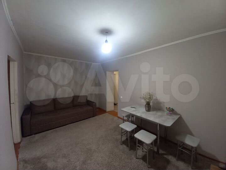 2-к. квартира, 42,6 м², 2/5 эт.