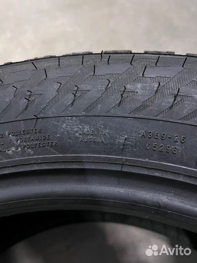 Nokian Tyres Hakkapeliitta 10p 215/55 R17 98T