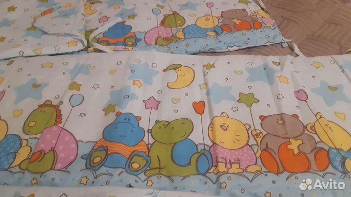 Бортики в кроватку