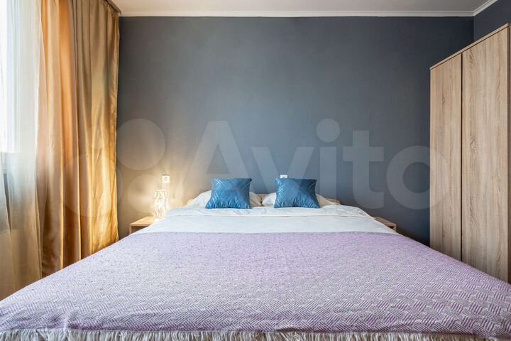 2-к. квартира, 67 м², 18/25 эт.