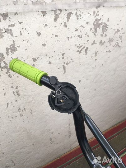 Велосипед детский 4 колесный