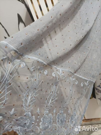 Женские шарфы и платки