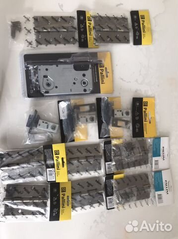 Петли для межкомнатных дверей Pallini