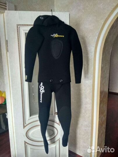 Гидрокостюм