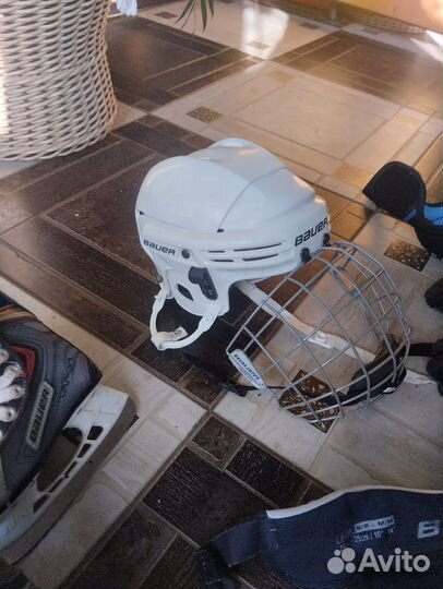 Коньки хоккейные