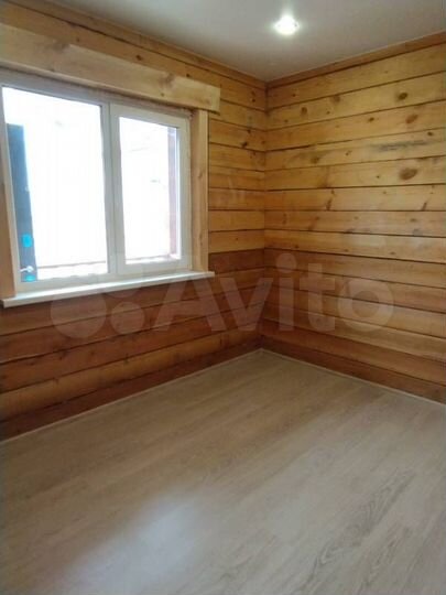 Дом 160 м² на участке 8 сот.