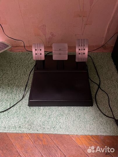 Игровой руль thrustmaster t300 gt, 3 педали