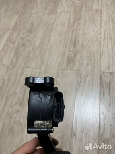 Электронный педаль газель