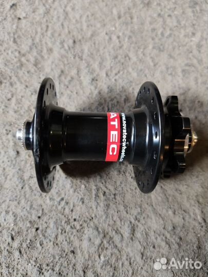 Novateс D041SB втулка 36 Hole перед колесо красная