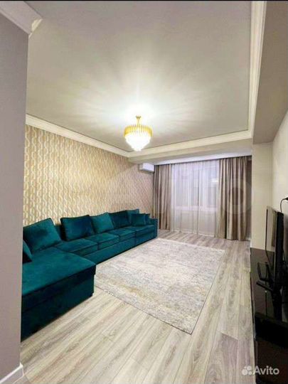 2-к. квартира, 67 м², 10/13 эт.