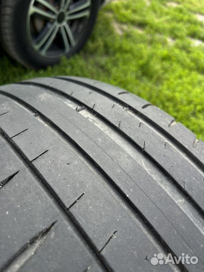 Michelin Pilot Sport 4 225/45 R17 94Y