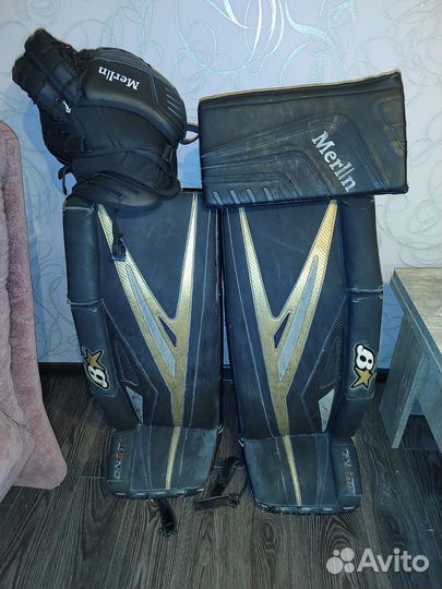 Вратарский комплект щитки + блин и ловушка