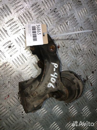 Подушка двигателя правая Peugeot 406 седан