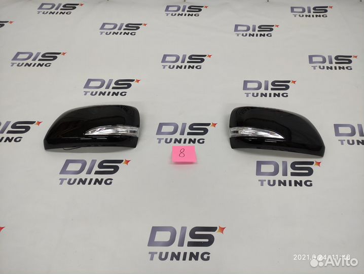 Накладки зеркал с поворотником Lexus LX570 08-11г