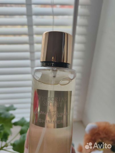 Парфюмированный спрей для тела Victoria's Secret