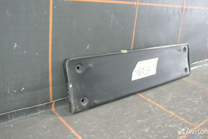 Площадка номерного знака- Volkswagen Passat B7