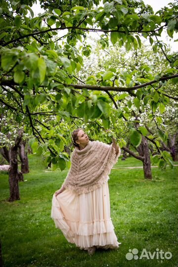 Пончо шерстяное с мехом кролика